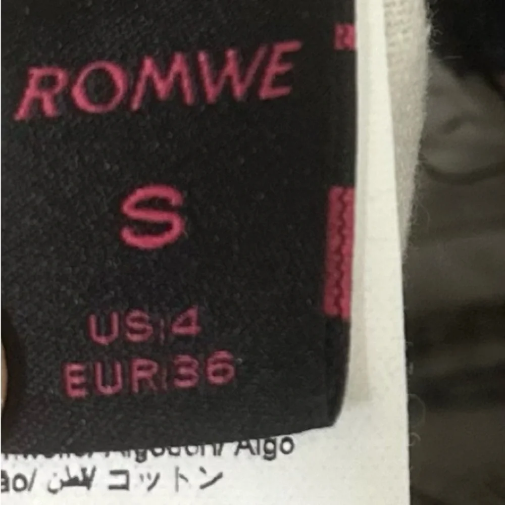 Romwe Camo Cargo Bow Pants Sz S US4 | Send Offer | Pink Ribbon Detail - Picture 4 of 4